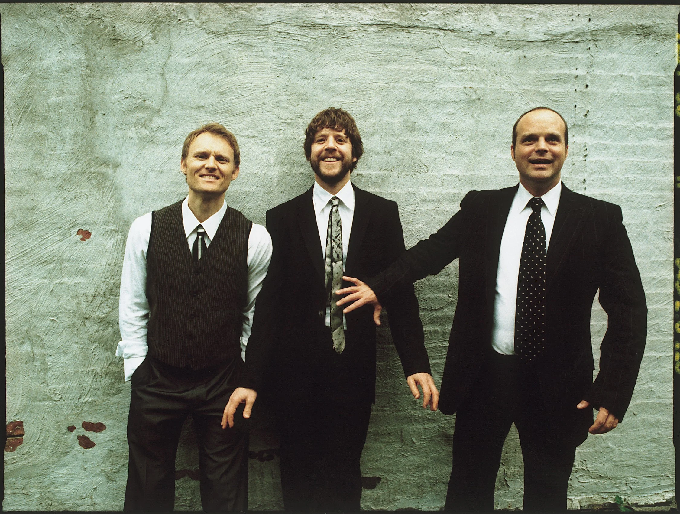 Medeski Martin & Wood — Emcee Artist Management